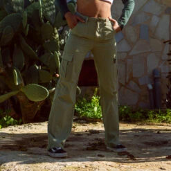 Guya Gang Femme - Cargo Pants Dusty Green Women - Drest