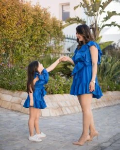 VELVET - Robe Courte A Volant Avec Ceinture - Bleu Azur - Drest