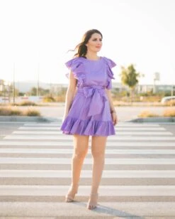 VELVET - Robe Courte A Volant Avec Ceinture - Violet - Drest