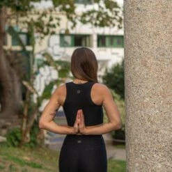 Guya Gang Femme - Crop Tank Noir Hive - Drest -Pas Cher Mode Séduisante Magasin crop tank black 3 100