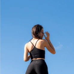 Guya Gang Femme - Soutien-Gorge Bretelles Croisées Noir Hive - Drest -Pas Cher Mode Séduisante Magasin cross strap bra black hive 4 768x768 1