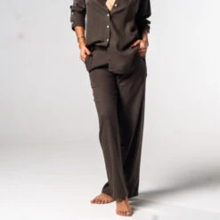 Guya Gang - Large Linen Pants - Kaki - Drest