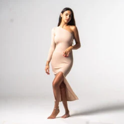 Guya Gang - Asymetric Dress - Beige - Drest