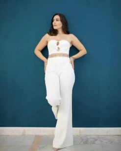 VELVET Femme - Combinaison En Crêpe Blanche Bustier Avec Ceinture - Drest -Pas Cher Mode Séduisante Magasin image00004 scaled 1