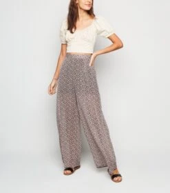 New Look Pantalon Large Rose à Imprimé Floral En Mousseline - Drest