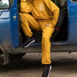 Guya Gang - Sweatpants - Honey - Drest -Pas Cher Mode Séduisante Magasin sweatpants women yellow 1